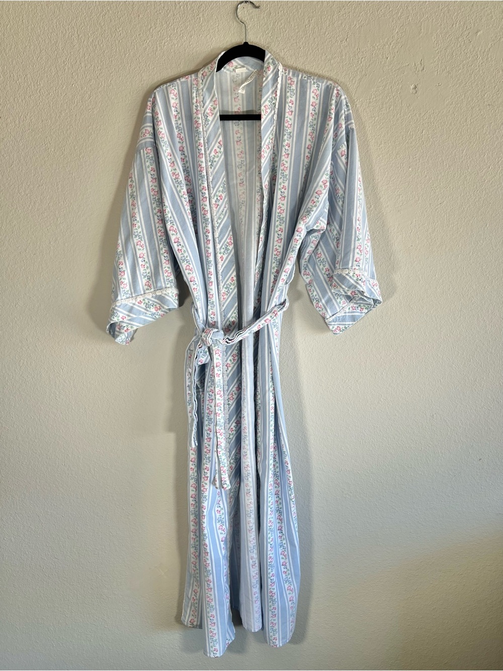 Vintage Eileen West San Francisco Cotton Striped Floral Wrap Robe Cottagecore
